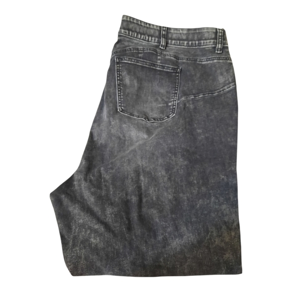 Torrid Womens " Feel The Fit" Bombshell Straight Black 26R - Picture 1 of 14